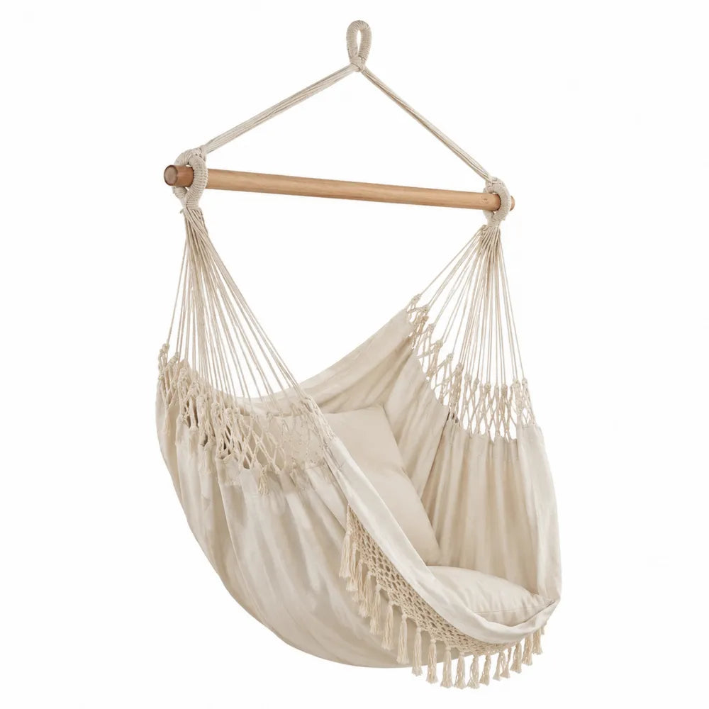 Chaise hamac suspendue 1 place en coton polyester écru avec barre en bois naturel 100 x 80 x 150 cm et franges