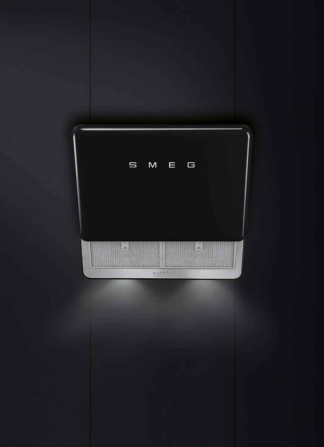Smeg hotte aspirante KFAB75BL, Hotte decorative murale, largeur 75 cm, en m3/h, 797, 50, 72, Pan incliné, Débit d'air maximum